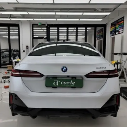 BMW 530E 무광, 사틴펄화이트 랩핑 단정하게 시공기 / 김포시 마산동