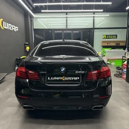무광블랙 BMW 5시리즈 랩핑으로 확 달라진 차량을 만나보세요! / 김포시 마산동