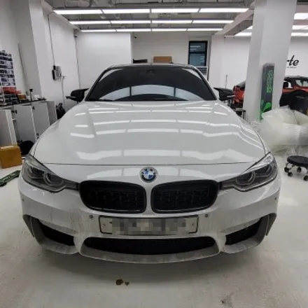 김포 랩핑 사고수리 업체 추천 BMW 사고수리 전체랩핑 제거후 새로운컬러로~ / 김포시 마산동