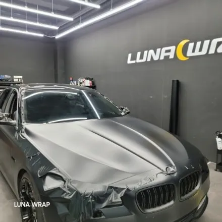 무광블랙 BMW 5시리즈 랩핑으로 확 달라진 차량을 만나보세요! / 김포시 마산동