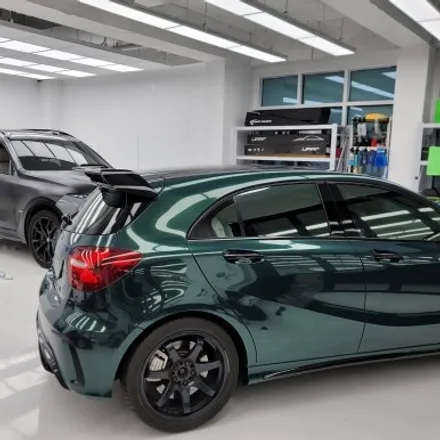 벤츠 A클래스 A45 AMG 고광택 산로마 그린컬러로 전체랩핑 하기! / 김포시 마산동