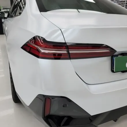 BMW 530E 무광, 사틴펄화이트 랩핑 단정하게 시공기 / 김포시 마산동