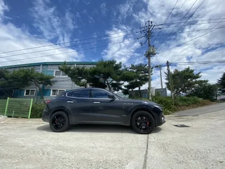 파주 일산 휠복원 마세라티 르반떼 블랙유광 휠도장 / 파주,일산,포천