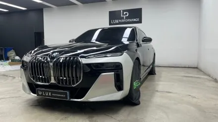 청라랩핑샵 BMW 7세대 i7 듀오톤 및 본넷 PPF 시공 - 럭스 퍼포먼스 / 인천 서구