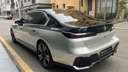 청라랩핑샵 BMW 7세대 i7 듀오톤 및 본넷 PPF 시공 - 럭스 퍼포먼스 / 인천 서구