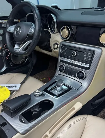 청라랩핑샵 벤츠 SLC43 AMG 포르쉐크레용 풀랩 및 실내 카본 랩핑 부분 크롬딜리트 시공 - 럭스 퍼포먼스 / 인천 서구