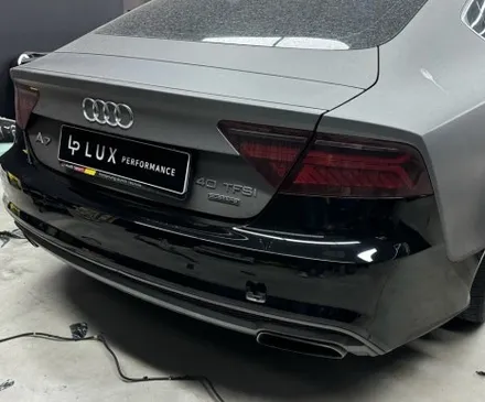 청라랩핑샵 아우디 A7 4.0 TFSI 사고 수리 및 부분 랩핑 - 럭스퍼포먼스 / 인천 서구