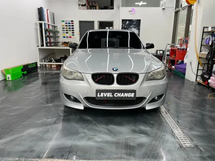 에이버리 다크옐로,카본블랙 전체랩핑 / BMW / 5시리즈 (E60) / 서울 중랑구