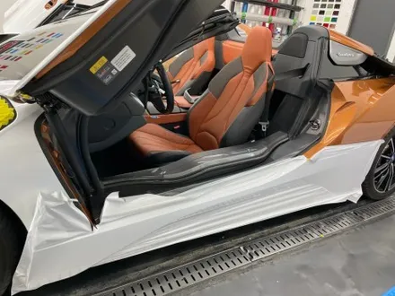 BMW i8 로드스터 유광 화이트 전체랩핑 / 서울 중랑구