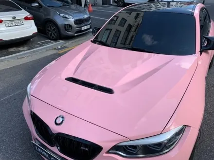 BMW M2 비닐 프로그 루즈 핑크 전체랩핑 시공기 중랑구랩핑 / 서울 중랑구