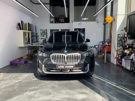 BMW X5 크롬 죽이기 시공으로 더욱 스포티하게 구리랩핑 / 서울 중랑구