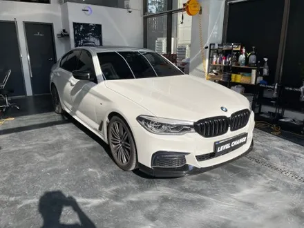 서울 중랑구 / 비닐 프로그 슈퍼글로시 블랙 크롬 죽이기 / BMW / 5시리즈 (G30)