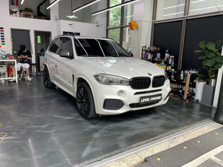 BMW F15 X5 비닐 프로그 글리터 블랙 블루 전체랩핑  / 서울 중랑구