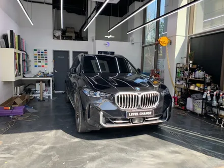 BMW X5 크롬 죽이기 시공으로 더욱 스포티하게 구리랩핑 / 서울 중랑구