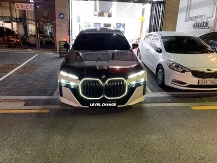BMW 740i 오토 벨벳 블랙 로즈 듀오톤시공으로 더욱 고급스럽게 / 서울 중랑구