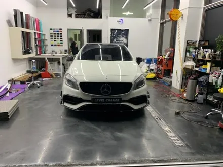 벤츠 A45 AMG 오토 벨벳 미드나잇그린 전체랩핑  / 서울 중랑구