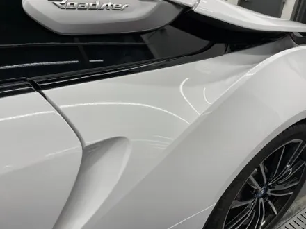 BMW i8 로드스터 유광 화이트 전체랩핑 / 서울 중랑구