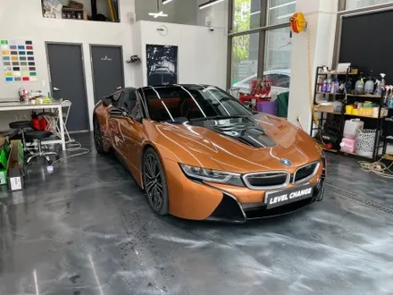 BMW i8 로드스터 유광 화이트 전체랩핑 / 서울 중랑구
