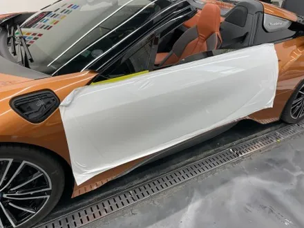 BMW i8 로드스터 유광 화이트 전체랩핑 / 서울 중랑구