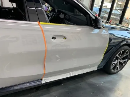 BMW X6 오토벨벳 초크그레이 크레용랩핑시공기 / 서울 중랑구