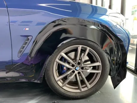 은색 하단몰딩 랩핑 / BMW / X4 (G02) / 서울 중랑구