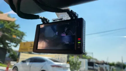 제네시스 G80 솔라가드 새턴 반반사 썬팅시공 및 급발진 페달 블랙박스 이노픽스 CT330 QHD+FHD 64GB 설치 , 시공 by 용인 블루존