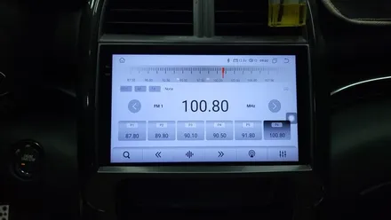 쉐보레 말리부 8세대 켈란 안드로이드올인원 i6000 설치 , 기존 파인드라이브 내비게이션 탈거하였습니다.