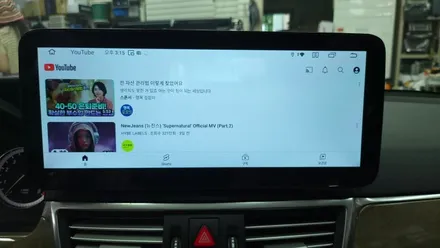 벤츠 E클래스 W212 안드로이드올인원 카플레이 안드로이드오토 설치 W213 블랙박스 보조배터리 전장작업