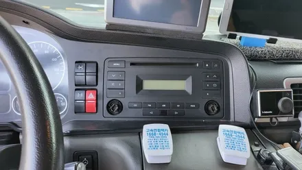 만트럭 안드로이드올인원 9인치 설치 카플레이 안드로이드오토 순정오디오 탈거후 장착 , 시공 by 용인 블루존