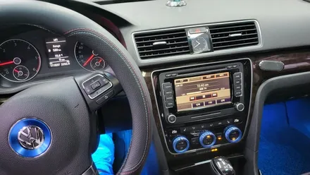 폭스바겐 파사트 PASSAT Fender 앰프사양 켈란 안드로이드올인원 설치 및 후방카메라 AHD VW전용 손잡이 카메라 장착 카플레이 안드로이드오토 , 시공 by 용인 블루존