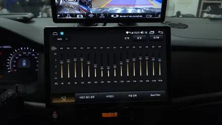 코란도C 13.3인치 안드로이드올인원 카인원 아이나비3D 프로맥스설치 기존 10.1인치 탈거후 장착