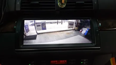 BMW X5 2005년 E53 안드로이드올인원 해외직구 제품 및 AHD후방카메라 설치 기존 DSP앰프 살려서 장착 + 라디오배선 연장 ~, 시공 by 용인 블루존