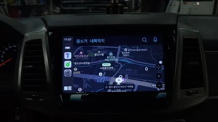 렉스턴 스포츠 칸 10인치 안드로이드올인원 설치 매립형 내비게이션 9인치 탈거후 장착