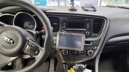 K5 2014 켈란 안드로이드 올인원 9인치 티맵 카카오내비 애플 카플레이 안드로이드오토 연동, 시공 by 용인 블루존