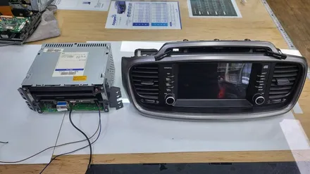켈란 안드로이드올인원 올뉴쏘렌토 차량에 설치하였습니다. 안드로이드오토 카플레이 기존 트립일체형 내비매립 탈거 , 시공 by 용인 블루존