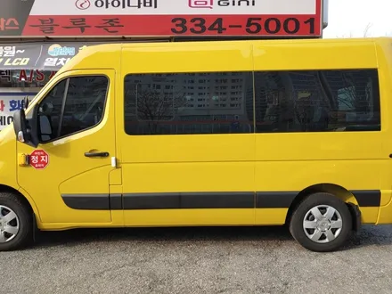 르노 마스터 / 어린이보호차량 / 스미스클럽 / 스미스필름 / T1 전면 측후면 35%농도 적외선 75% 열차단 썬팅 시공 , 시공 by 용인블루존