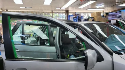 BMW X5 2005 애니가드 AP80R 반반사 열차단 썬팅 재시공 만도 ZX70 블랙박스 설치 , 시공 by 용인 블루존