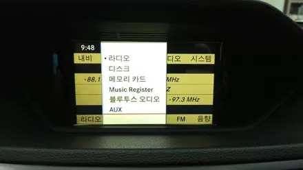 벤츠 E클래스 W212 안드로이드올인원 카플레이 안드로이드오토 설치 W213 블랙박스 보조배터리 전장작업