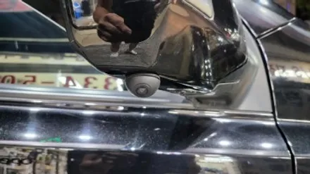 그랜드카니발 안드로이드올인원 이도 퍼스트클래스 9인치 3D 어라운드뷰 파인뷰 LXQ600power 블랙박스 캐어셀 보조배터리 식빵등 설치