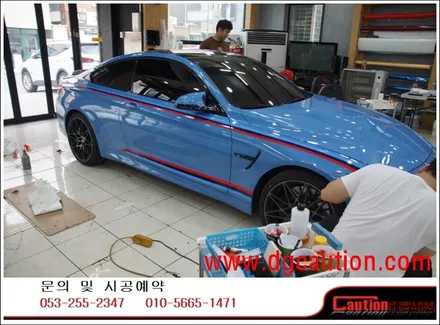 BMW M4 M퍼포먼스 데칼 시공입니다. / 대구 수성구 황금동