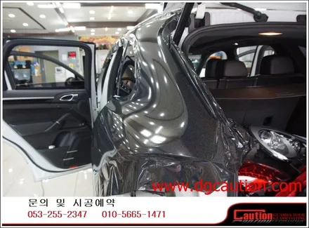 포르쉐카이엔디젤 전체랩핑 입니다.[대구랩핑][포르쉐랩핑][대구카스킨][유광블랙랩핑] / 대구 수성구 황금동