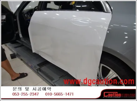 벤츠 S350 전체 골드펄 화이트 시공입니다.  #ppf #대구PPF #랩핑 #대구랩핑 #카스킨 #대구카스킨 / 대구 수성구 황금동
