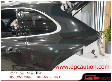 포르쉐카이엔디젤 전체랩핑 입니다.[대구랩핑][포르쉐랩핑][대구카스킨][유광블랙랩핑] / 대구 수성구 황금동