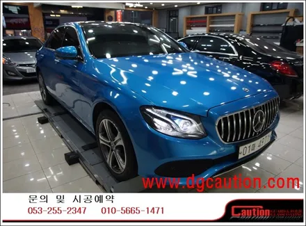 벤츠 E300 브라이트 블루 메탈릭 전체 시공입니다.  #ppf #대구PPF #랩핑 #대구랩핑 #카스킨 #대구카스킨 #래핑 #대구래핑 / 대구 수성구 황금동