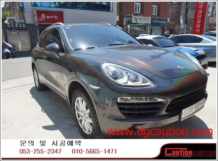 포르쉐카이엔디젤 전체랩핑 입니다.[대구랩핑][포르쉐랩핑][대구카스킨][유광블랙랩핑] / 대구 수성구 황금동
