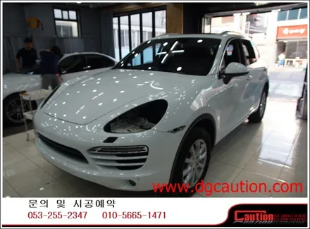 포르쉐카이엔디젤 전체랩핑 입니다.[대구랩핑][포르쉐랩핑][대구카스킨][유광블랙랩핑] / 대구 수성구 황금동