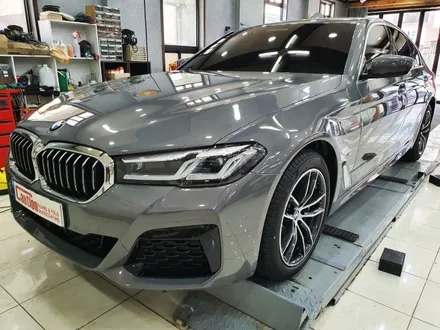 BMW 520i 저황변PPF STEP2패키지+코션글라실코팅 시공<대구PPF><대구랩핑> / 대구 수성구 황금동