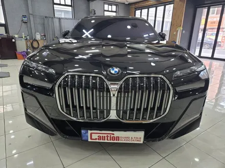BMW 740D 전체 크롬죽이기 시공<대구랩핑><대구PPF> / 대구 수성구 황금동