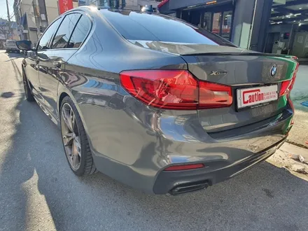 BMW M550d 탑폴리에 다크그레이 전체랩핑시공<대구PPF><대구랩핑> / 대구 수성구 황금동