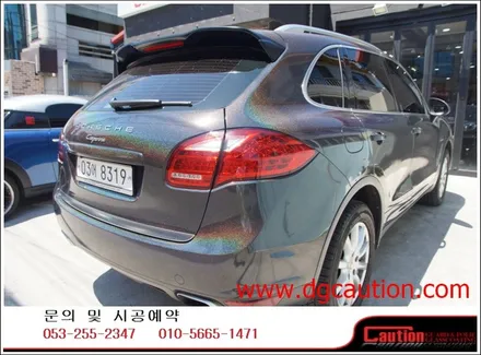 포르쉐카이엔디젤 전체랩핑 입니다.[대구랩핑][포르쉐랩핑][대구카스킨][유광블랙랩핑] / 대구 수성구 황금동